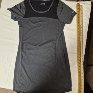 Columbia Sportswear Women's Gray Heathered Athletic Dress Size S/P Omni-Shade
